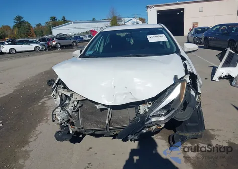 2014 Toyota Corolla Le from USA, damaged, VIN 2T1BURHE2EC058514